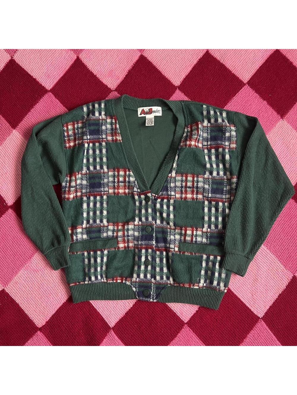 90's vintage green plaid cardigan